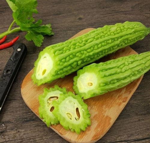 吃大瓜结果真是个大瓜,吃大瓜竟成惊天大瓜，真相令人震惊！